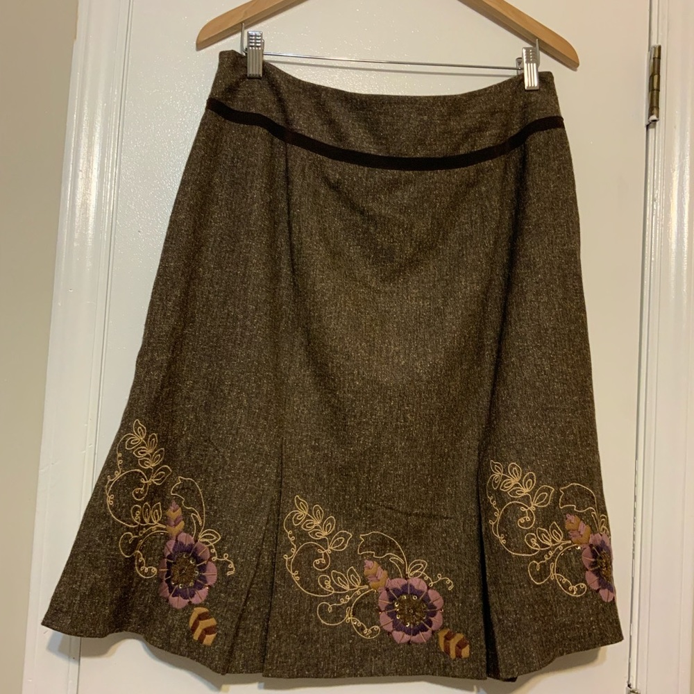 NWOT Madison  A-Line Embroidered flowers Brow/Gold  Skirt Woman 14W